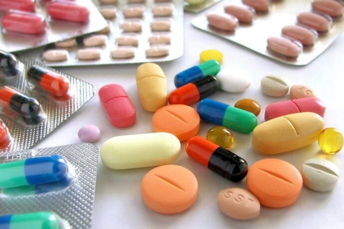 Le traitement de la prostatite n'est pas complet sans la prise d'antibiotiques et d'autres médicaments